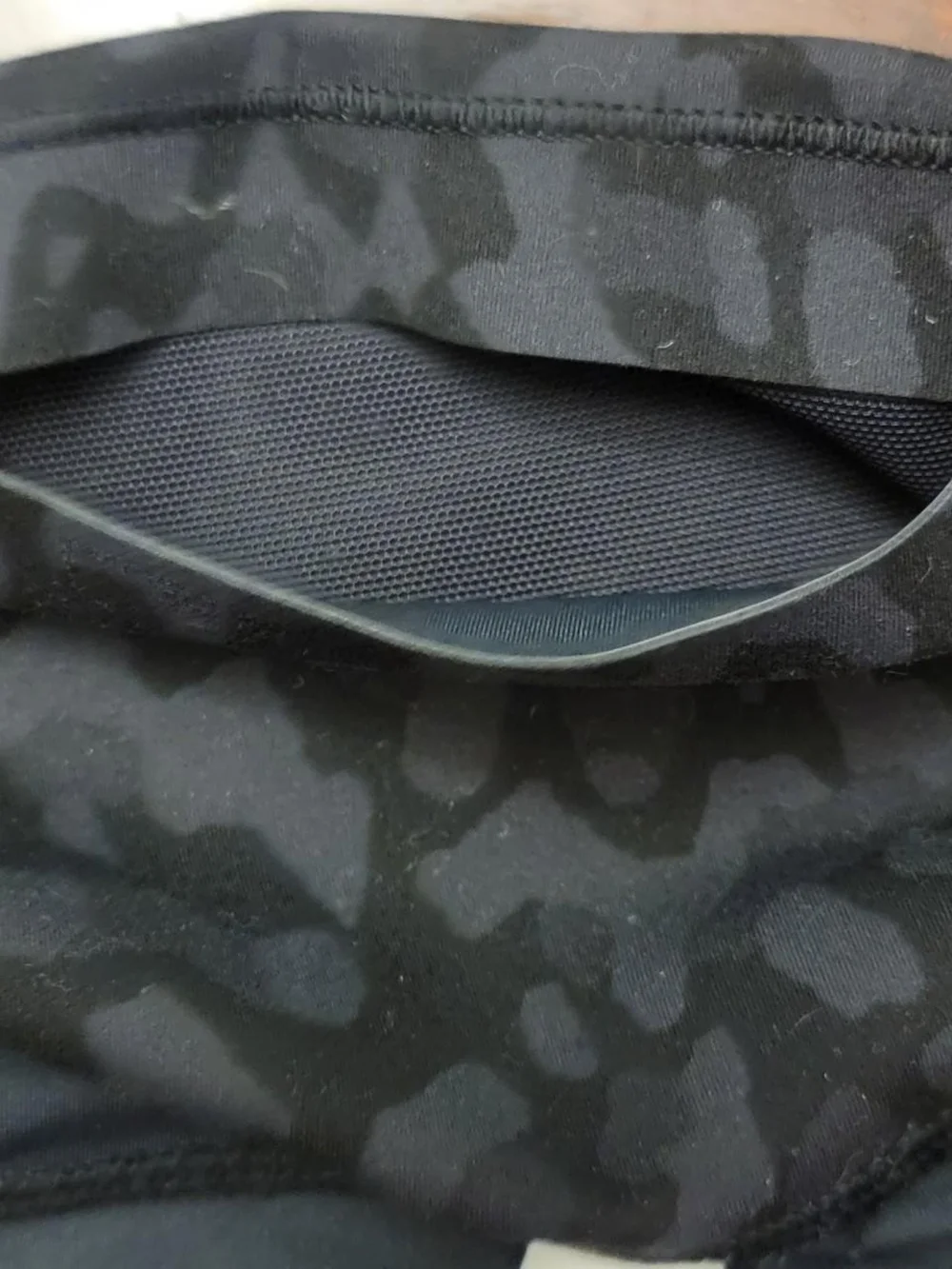 Lululemon Camo Deep Coal Leggings Size 8